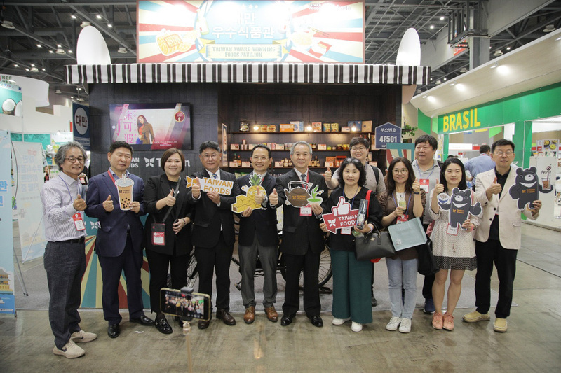 台灣美食前進首爾食品展 懷舊風柑仔店吸人氣