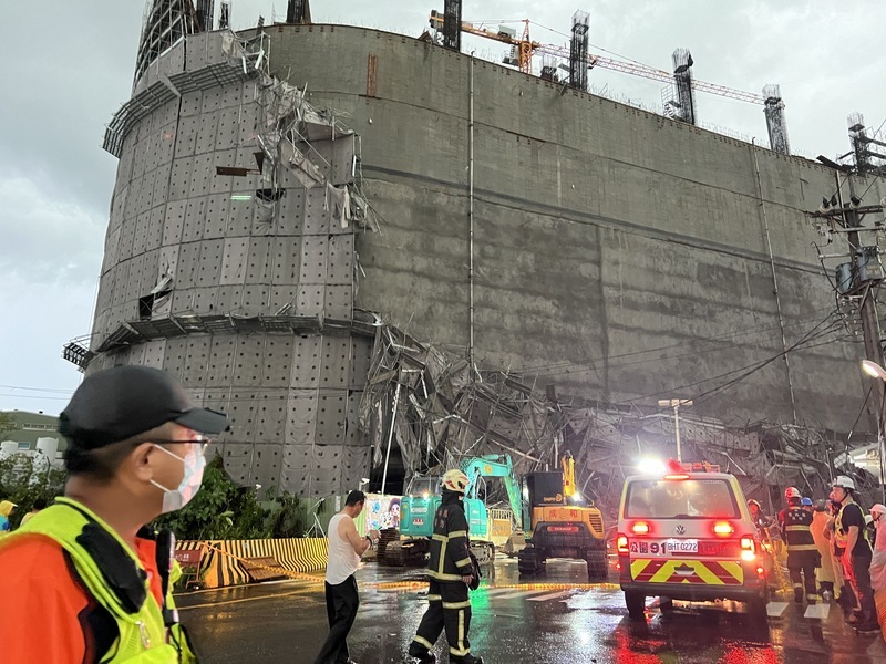 雲林福懋科技公司鷹架倒塌 &nbsp;現場工人2死3傷