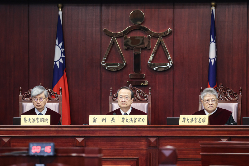 藍委質疑憲法法庭不公 綠委稱政治操作不足取