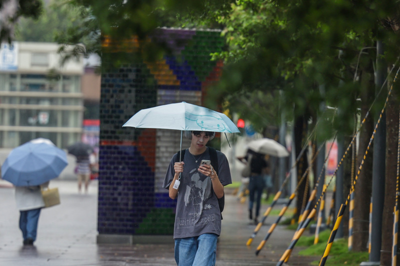 低壓帶及西南風影響 &nbsp;中南部20日前留意雨勢