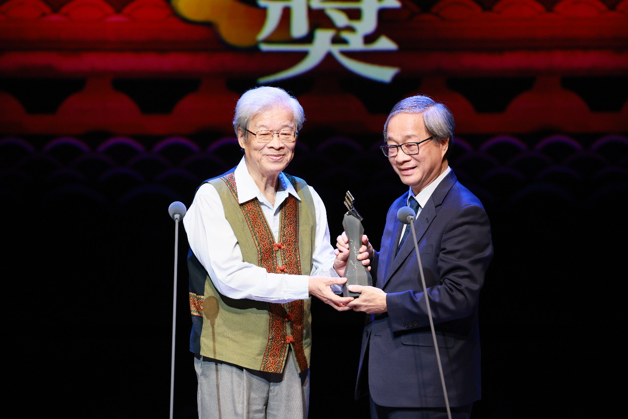 獲35屆傳藝金曲音樂類特別獎 駱維道盼更多人寫台灣味音樂