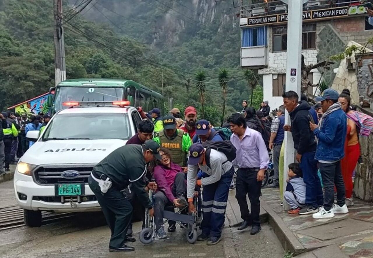秘魯觀光巴士山路出車禍31傷 含1名台灣旅客